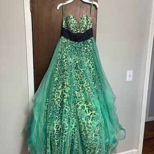 Jovani Green Prom Dress